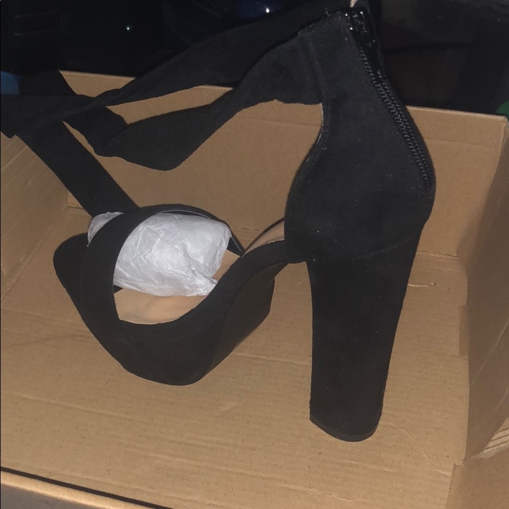 boohoo brand Black beautiful platform